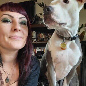 Meet your Posher, Bryony